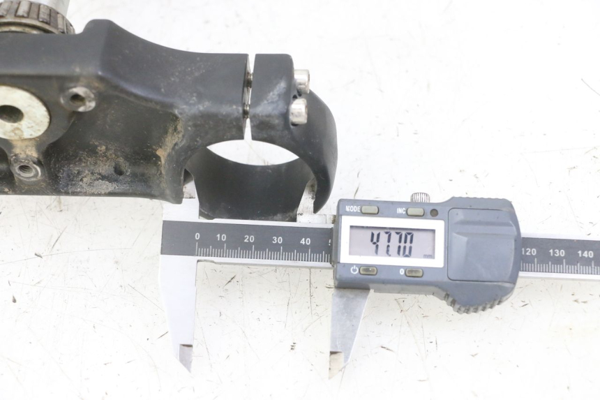 photo de SUPORTE DE GARFO APOLLO RXF 125 - Detalhe da peça