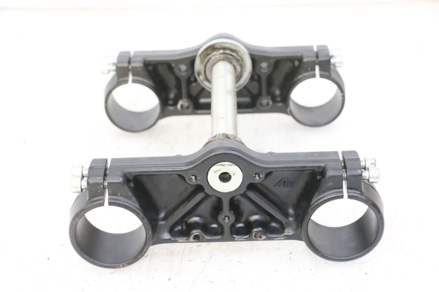 photo de TRIÂNGULO DA SUSPENSÃO DIANTEIRA SMALL MX THUNDER 250 - Ampliação técnica
