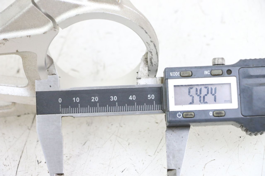 photo de Mesa de suspensão superior BMW S RR ABS S1000RR 1000 (2015 - 2018) - Detalhe da peça