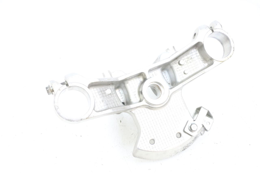 photo de Mesa Superior da Suspensão SUZUKI BURGMAN 650 (2013 - 2020) - Outro ângulo de visão