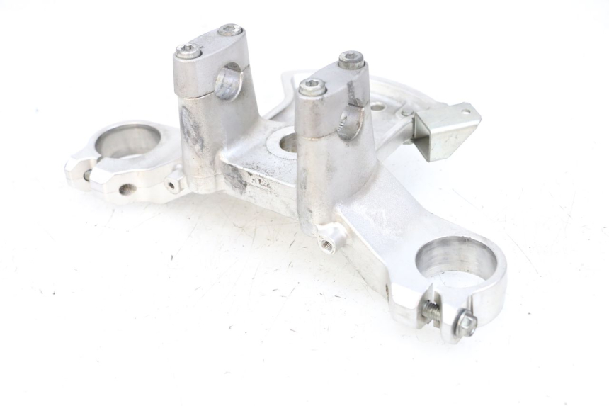 photo de Mesa Superior da Suspensão SUZUKI BURGMAN 650 (2013 - 2020) - Pontos de fixação