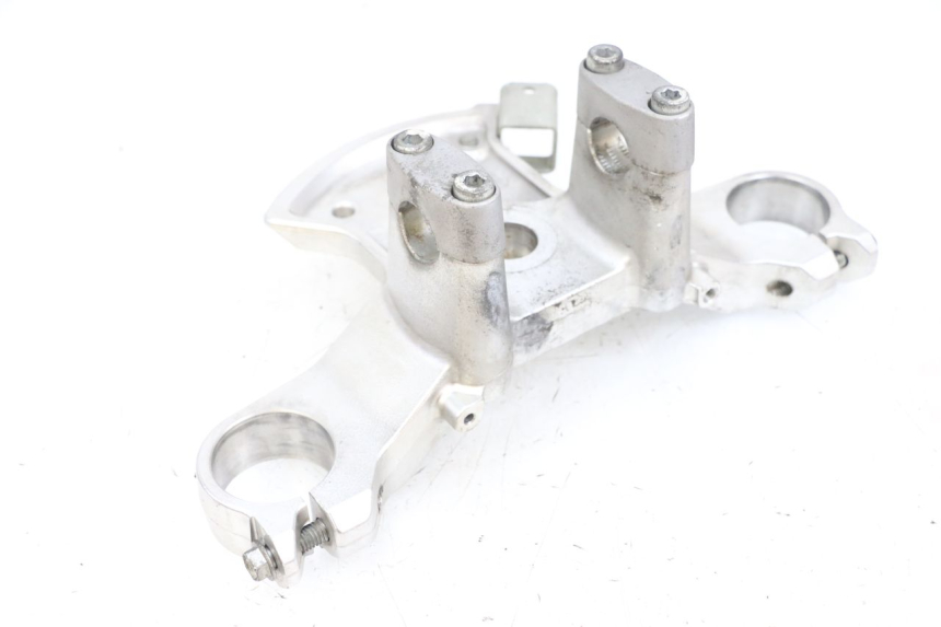 photo de Mesa Superior da Suspensão SUZUKI BURGMAN 650 (2013 - 2020) - Peça verificada