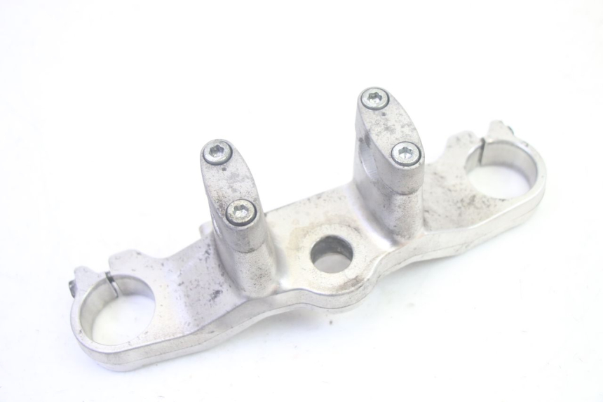 photo de Mesa Superior da Suspensão SUZUKI BURGMAN EXECUTIVE ABS 650 (2006 - 2012) - Detalhe da peça