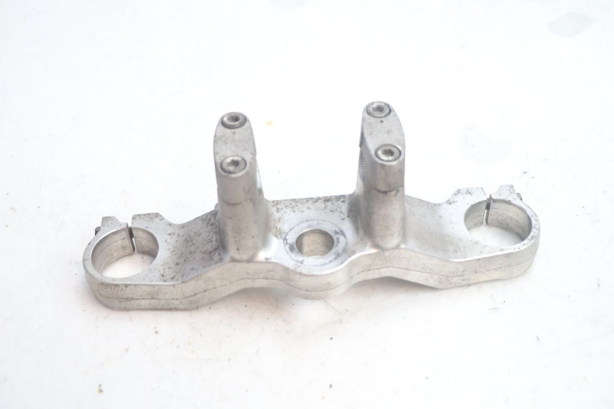 photo de Mesa Superior da Suspensão SUZUKI BURGMAN EXECUTIVE ABS 650 (2006 - 2012) - Detalhe da peça