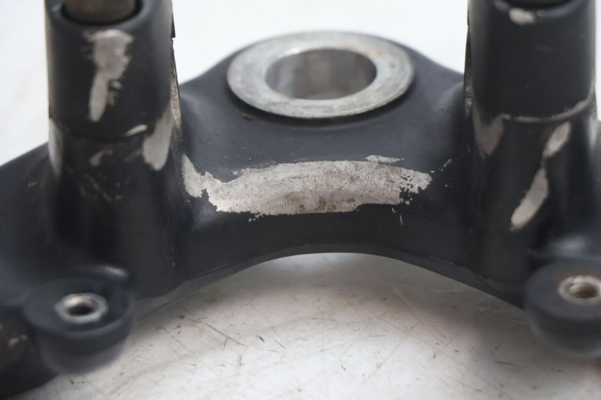 photo de Abraçadeira superior da forquilha HONDA CB TWO FIFTY 250 (1991 - 2002) - Pontos de fixação