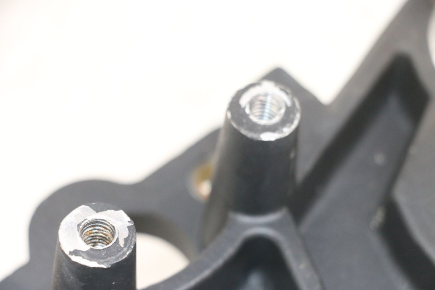 photo de Mesa Superior da Suspensão KSR CODE 125 (2018 - 2020) - Zoom do estado de desgaste