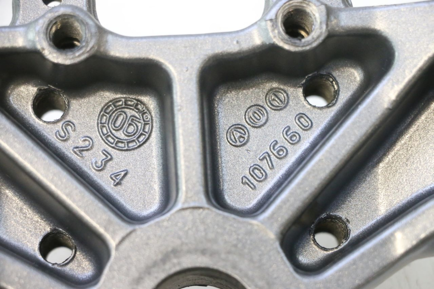 photo de Abraçadeira superior da forquilha HM HONDA CRM DERAPAGE RR 50 (2006 - 2017) - Zoom do estado de desgaste