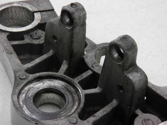 photo de Mesa de suspensão superior DAELIM VJ ROADWIN 125 (2008 - 2010) - Detalhe da peça