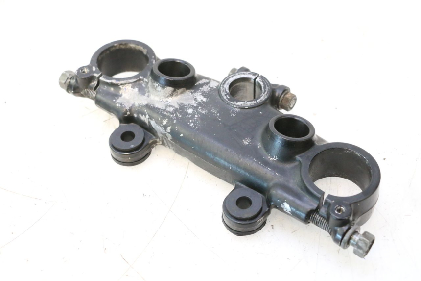 photo de Abraçadeira superior da forquilha SUZUKI DR S 600 (1985 - 1989) - Vista principal