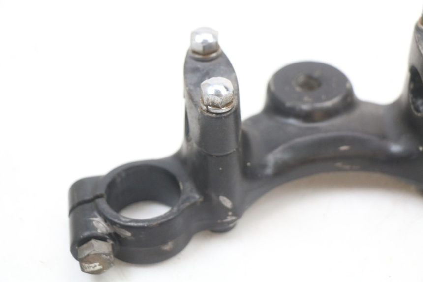photo de Mesa de suspensão superior SUZUKI GN 125 (1997 - 2000) - Vista geral
