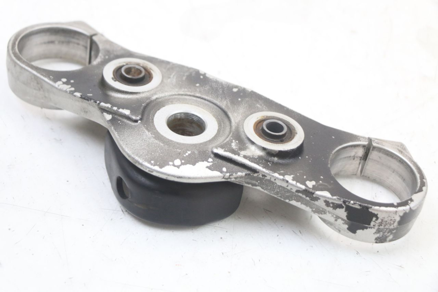 photo de Mesa de suspensão superior SUZUKI GSR 750 (2011 - 2017) - Ampliação técnica