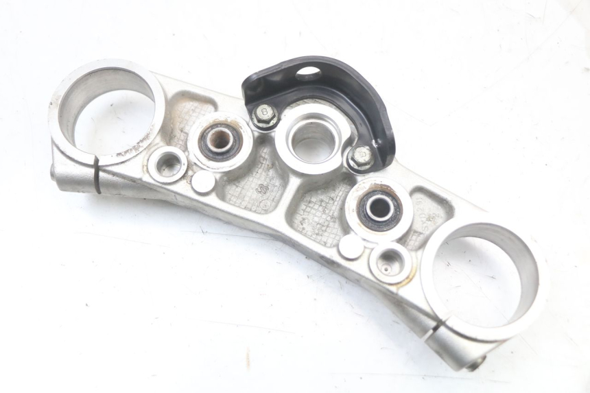 photo de Mesa de suspensão superior SUZUKI GSR 750 (2011 - 2017) - Pontos de fixação