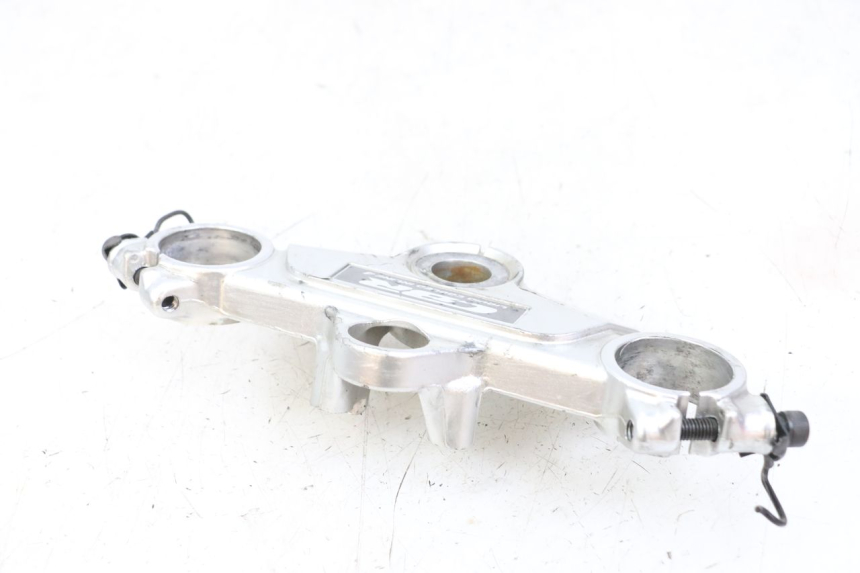 photo de Mesa Superior da Suspensão HONDA CBR F 1000 (1993 - 1996) - Ampliação técnica