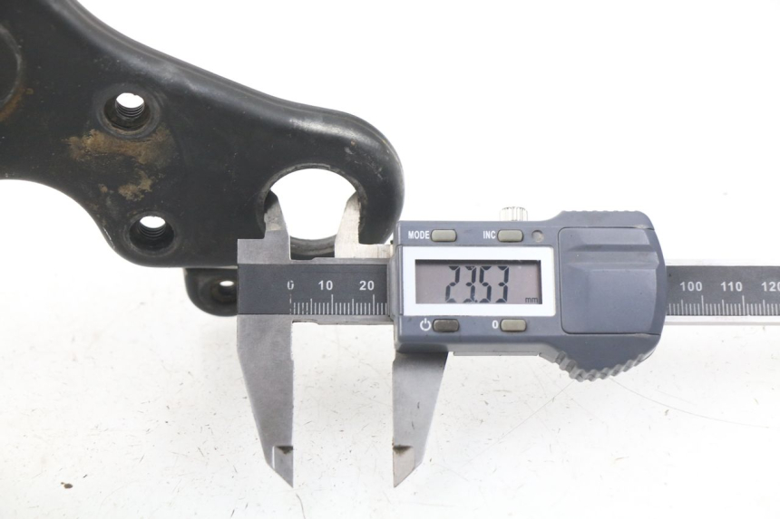 photo de Mesa de suspensão superior SUZUKI JR 80 (2001 - 2006) - Zoom do estado de desgaste