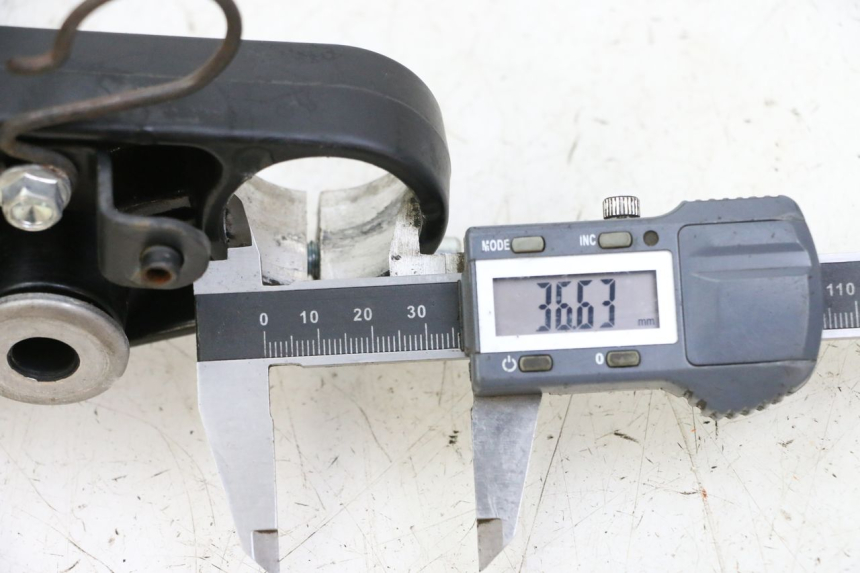 photo de Mesa de suspensão superior KEEWAY K-LIGHT KLIGHT 125 (2018 - 2025) - Outro ângulo de visão