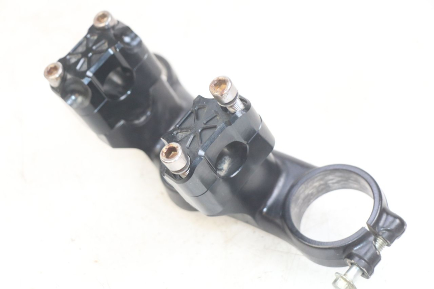 photo de Mesa de suspensão superior KAWASAKI KX 85 (2001 - 2013) - Pontos de fixação