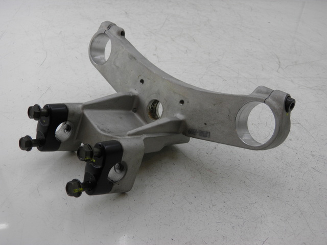 photo de Mesa de suspensão superior KYMCO XCITING RI ABS 500 (2010) - Vista principal