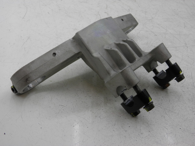 photo de Mesa de suspensão superior KYMCO XCITING RI ABS 500 (2010) - Vista geral