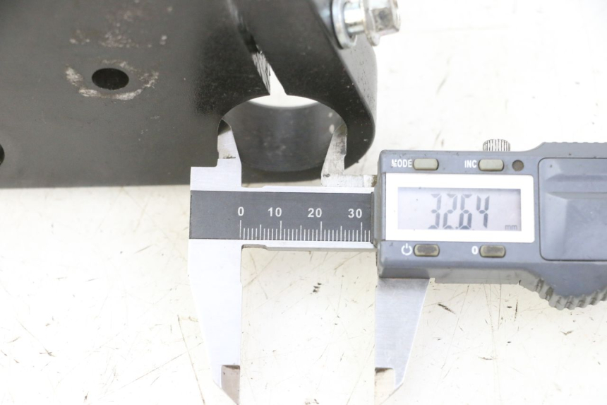 photo de Mesa de suspensão superior APOLLO RFZ 125 - Detalhe da peça