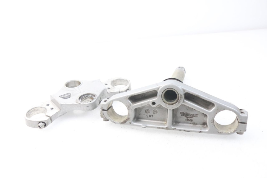 photo de Mesa de suspensão superior TRIUMPH SPRINT ST ABS 1050 (2005 - 2007) - Pontos de fixação