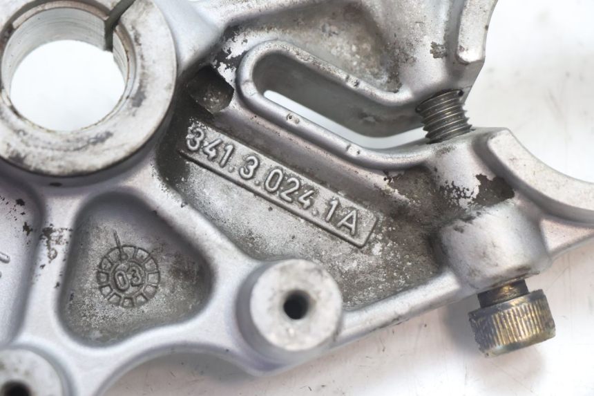 photo de Abraçadeira superior da forquilha DUCATI SS IE DS CARENEE 1000 (2002 - 2006) - Ampliação técnica