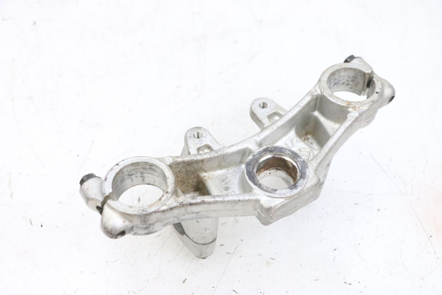 photo de Mesa de suspensão superior YAMAHA TTR 125 (2000 - 2020) - Ampliação técnica