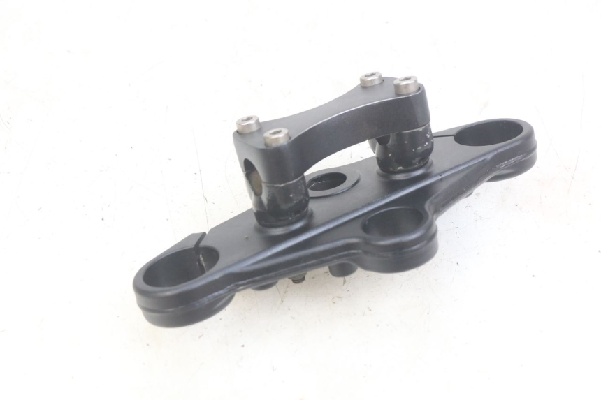 photo de Mesa Superior da Suspensão dianteira MOTRAC URBAN 4T 50 (2016 - 2024) - Outro ângulo de visão