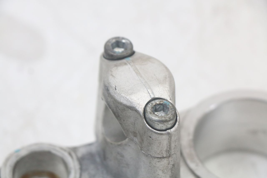 photo de Mesa Superior da Suspensão FANTIC XM PERFORMANCE 2T 50 (2021 - 2022) - Pontos de fixação