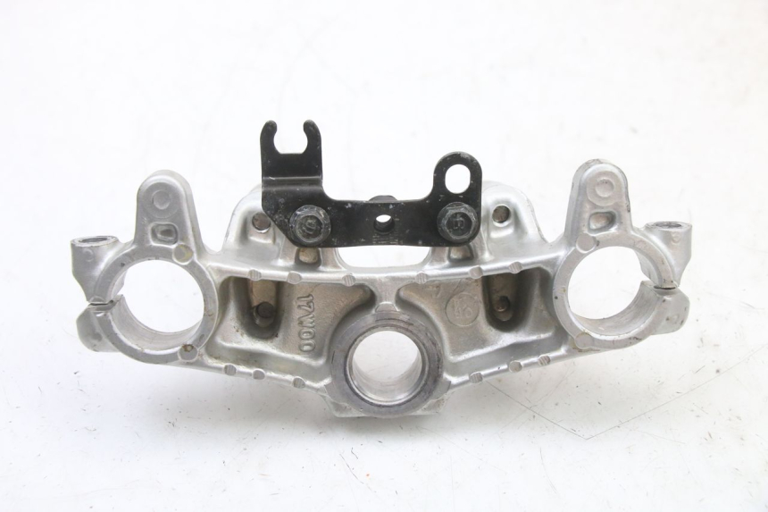 photo de Mesa de suspensão superior YAMAHA TTR 125 (2000 - 2020) - Pontos de fixação