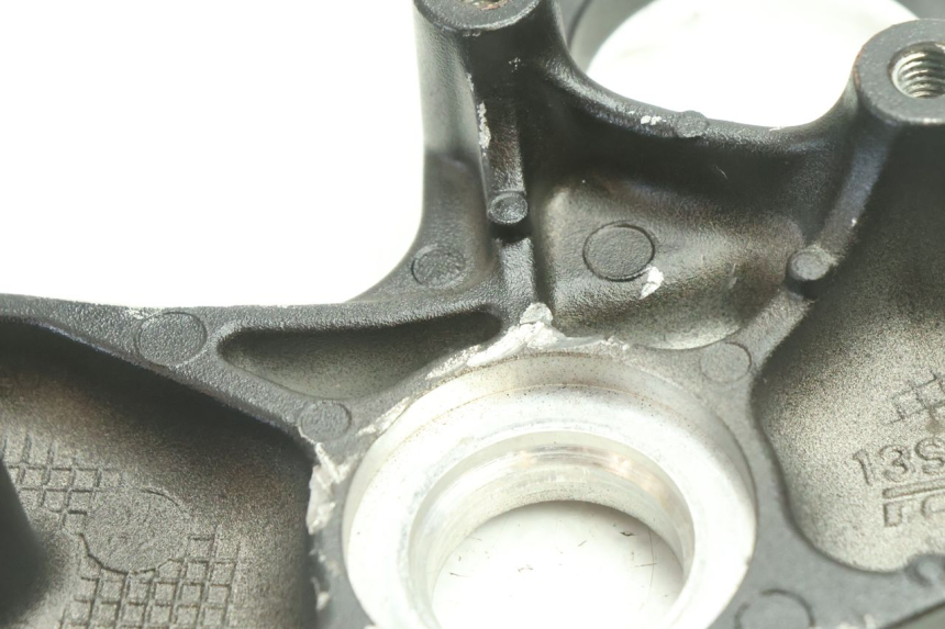 photo de Mesa Superior da Forquilha YAMAHA YZF R6 600 (2008 - 2009) - Pontos de fixação