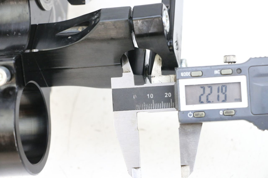 photo de SUPORTE DE GARFO MINI MX SX 125 - Detalhe da peça
