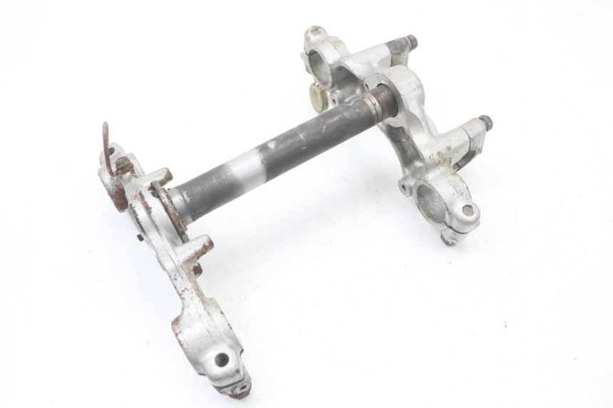 photo de TRIÂNGULO DA SUSPENSÃO DIANTEIRA SUZUKI TS X 80 (1984 - 1988) - Pontos de fixação