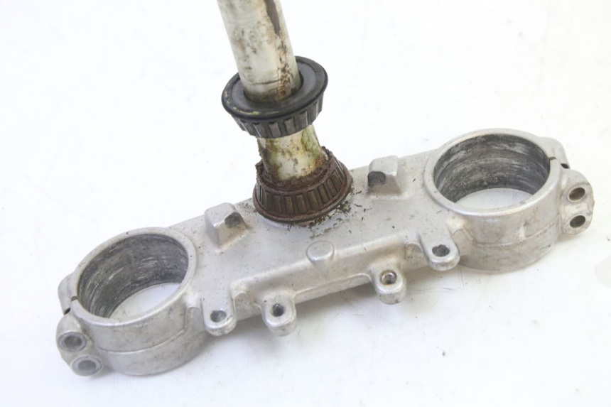 photo de TRIÂNGULO DA SUSPENSÃO DIANTEIRA YAMAHA YZ 125 (1998 - 2005) - Marcações e referências