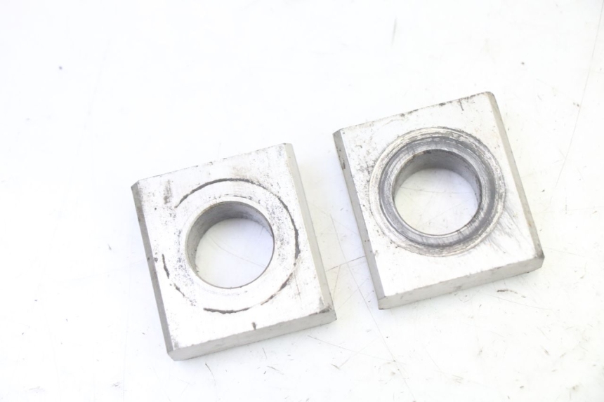 photo de TENSOR DE CORRENTE HONDA CBR RR FIREBLADE 900 (1992 - 1994) - Detalhe da peça