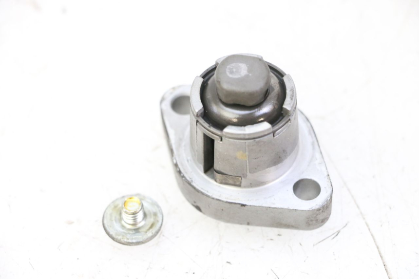 photo de TENSOR DE CORRENTE DE DISTRIBUIÇÃO HONDA CBF 125 (2009 - 2015) - Outro ângulo de visão