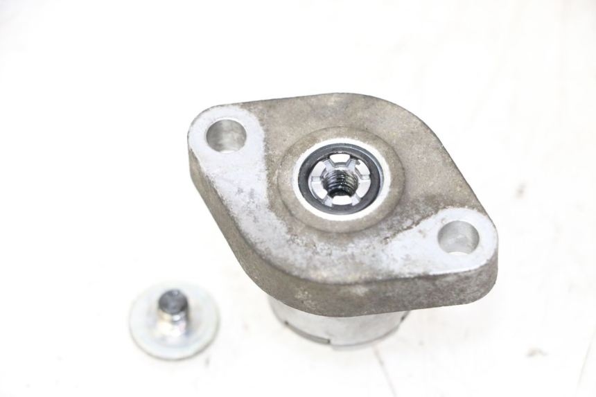 photo de TENSOR DE CORRENTE DE DISTRIBUIÇÃO HONDA FES S-WING SWING ABS 125 (2007 - 2015) - Outro ângulo de visão