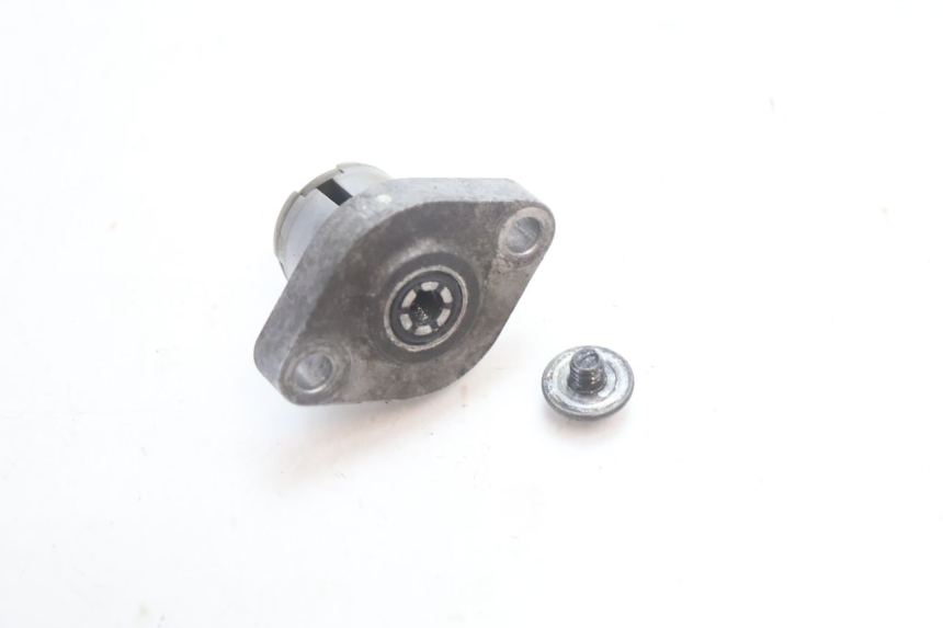 photo de TENSOR DE CORRENTE DE DISTRIBUIÇÃO HONDA FES S-WING SWING ABS 125 (2007 - 2015) - Outro ângulo de visão