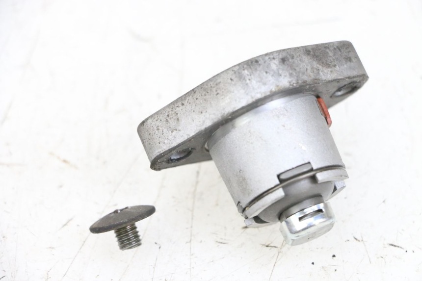 photo de TENSOR DE CORRENTE DE DISTRIBUIÇÃO KYMCO LIKE 125 (2009 - 2016) - Detalhe da peça