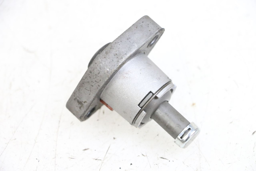 photo de TENSOR DE CORRENTE DE DISTRIBUIÇÃO KYMCO LIKE 125 (2009 - 2016) - Outro ângulo de visão