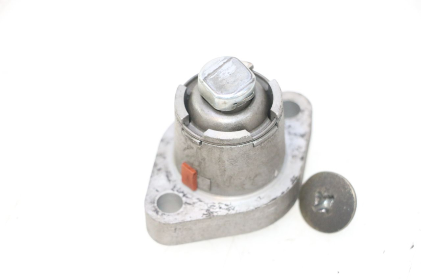 photo de TENSOR DE CORRENTE DE DISTRIBUIÇÃO KYMCO LIKE 125 (2009 - 2016) - Outro ângulo de visão