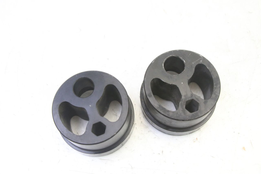 photo de TENSOR DE CORRENTE TRIUMPH SPRINT 900 (1995 - 1998) - Detalhe da peça