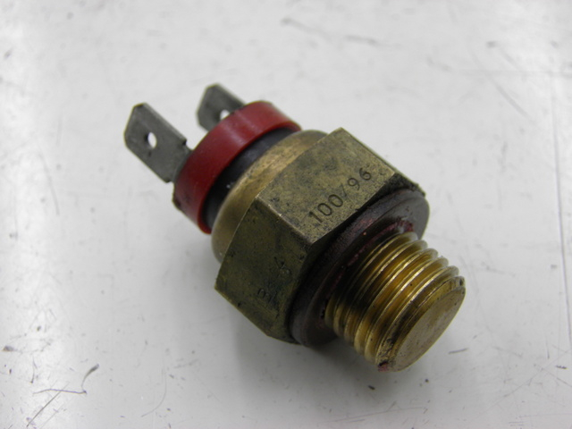 photo de TERMOCONTACTO PIAGGIO XEVO - X EVO 125 (2010 - 2015) - Detalhe da peça