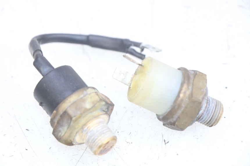photo de TERMOCONTACTO YAMAHA YP MAJESTY 125 (1998 - 2001) - Vista principal
