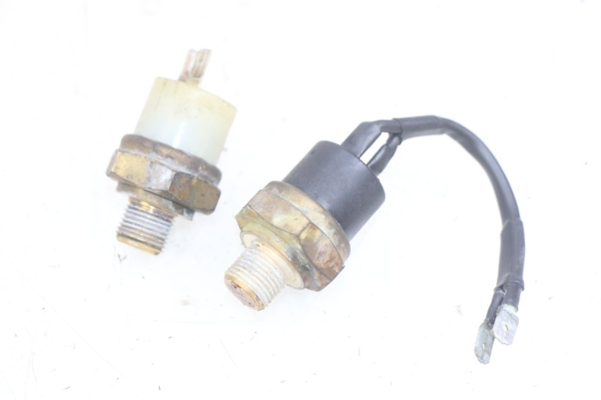 photo de TERMOCONTACTO YAMAHA YP MAJESTY 125 (1998 - 2001) - Detalhe da peça