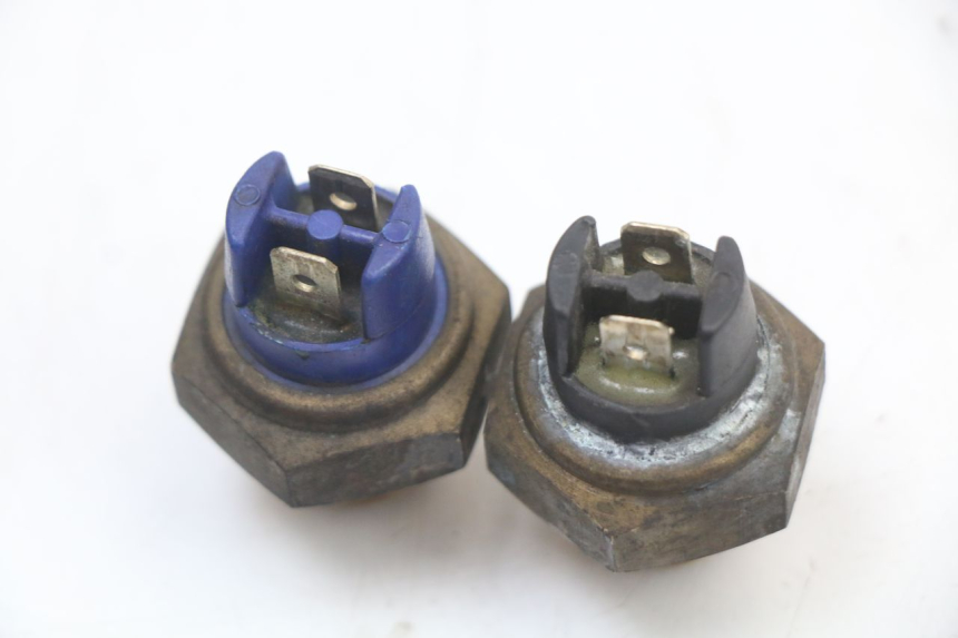 photo de TERMOCONTACTO YAMAHA YP MAJESTY 125 (2002 - 2006) - Detalhe da peça