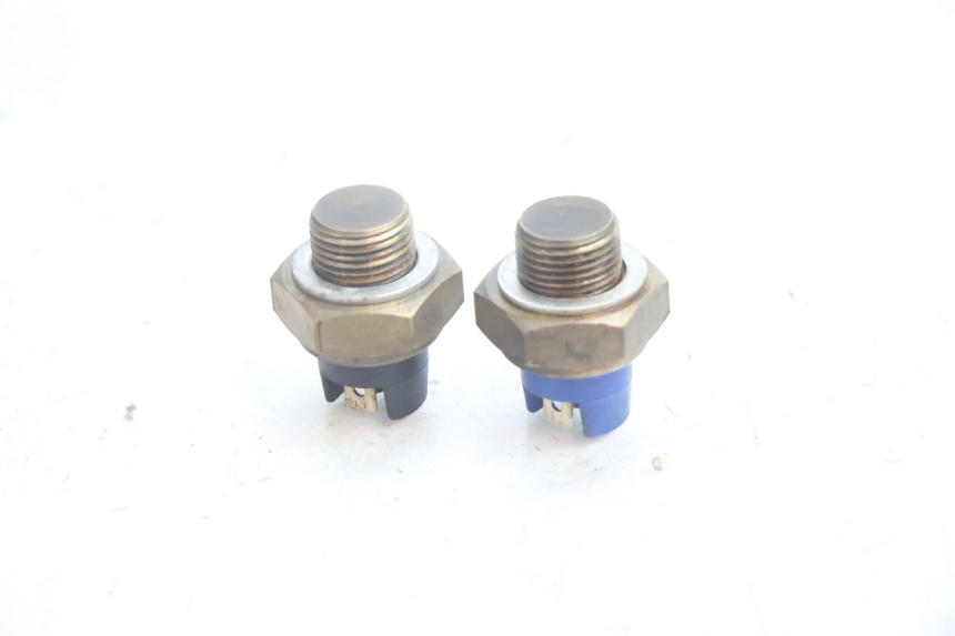 photo de TERMOCONTACTO YAMAHA YP MAJESTY 125 (2002 - 2006) - Outro ângulo de visão