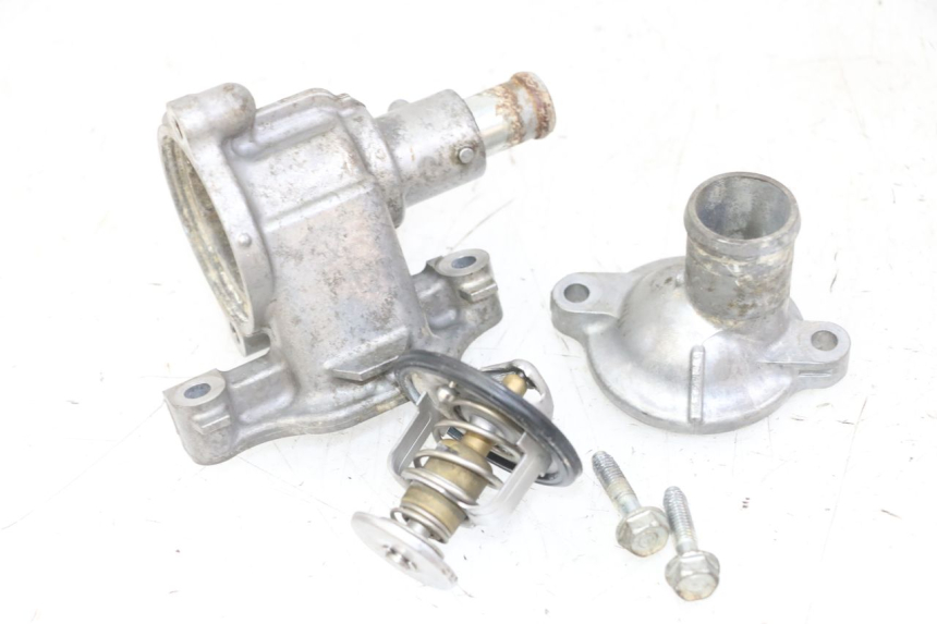 photo de TERMOSTATO HONDA CB R 1000 (2018 - 2023) - Outro ângulo de visão