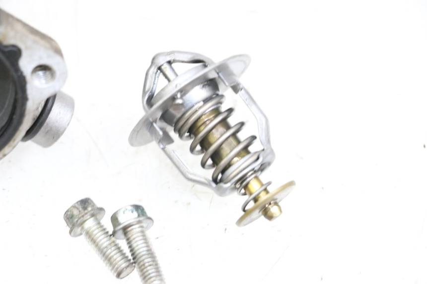 photo de TERMOSTATO HONDA FES S-WING SWING ABS 125 (2007 - 2015) - Vista geral