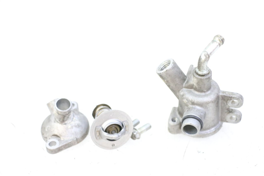 photo de TERMOSTATO HONDA FES S-WING SWING ABS 125 (2007 - 2015) - Pontos de fixação