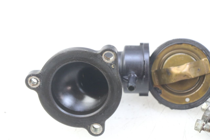 photo de TERMOSTATO YAMAHA FJR ABS 1300 (2006 - 2012) - Pontos de fixação